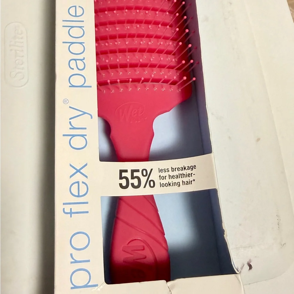 Wet Brush Pro Hair Detangler in pink - Picture 1 of 10